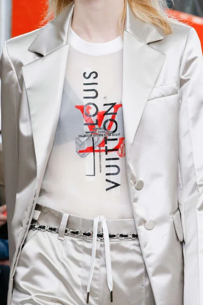 Look 81
